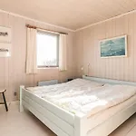 別荘 Secluded Retreat - By Traum *