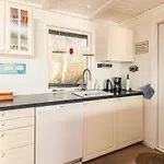 別荘 Secluded Retreat - By Traum *