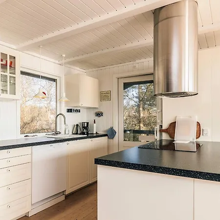 Sitkagranvej Holiday home *