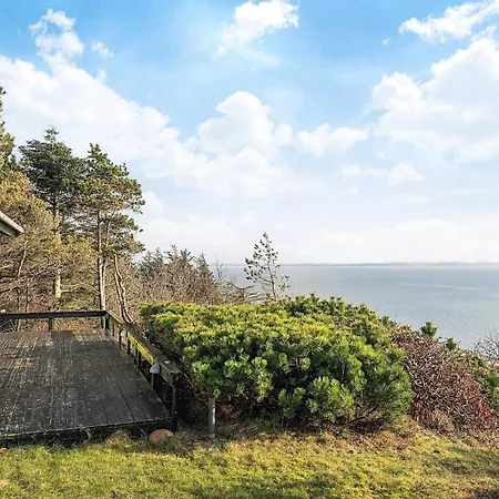 Secluded Retreat - By Traum Lihme